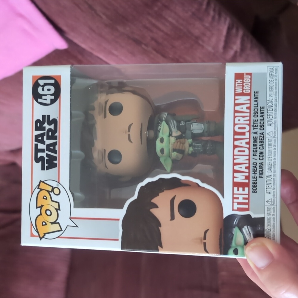 Pop Star Wars The Mandalorian with Grogu Bobblehead Figure NIB